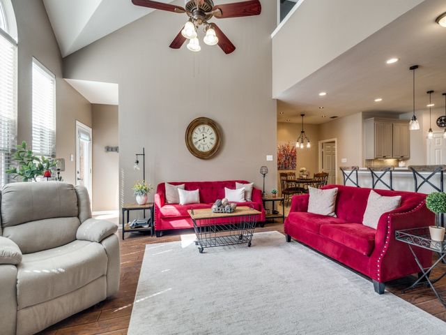 1301 Glen Hollow Lane, Flower Mound, TX 75028