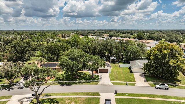 4090 OLD COLONY ROAD, Mulberry, FL 33860