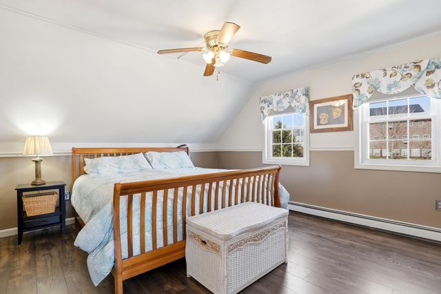 109 Old Center Road, Deerfield, NH 03037