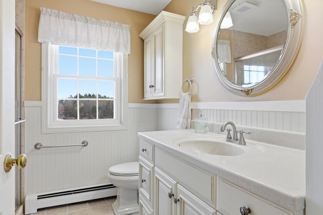 109 Old Center Road, Deerfield, NH 03037