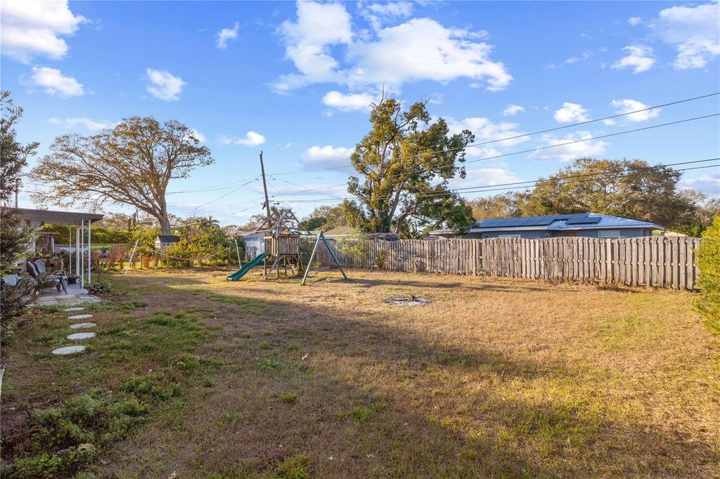 Image 23 of property listing at 1528 CITRUS STREET, Clearwater, FL 33756