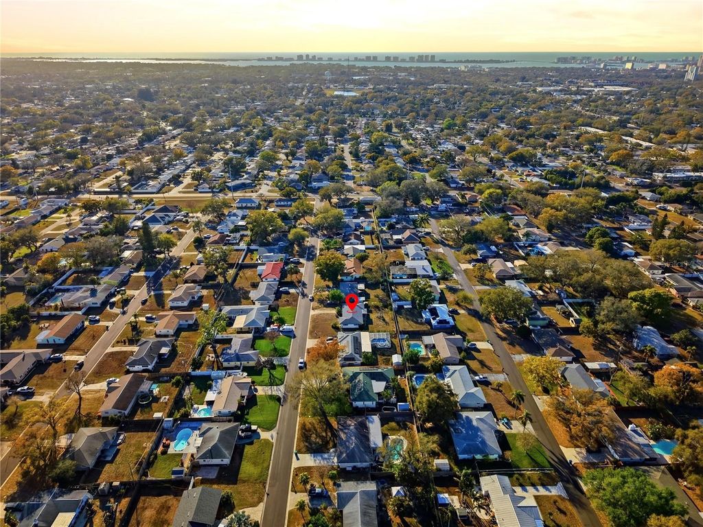 Image 31 of property listing at 1528 CITRUS STREET, Clearwater, FL 33756