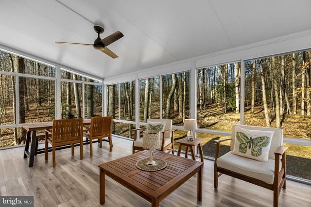 5356 WADE LN, Woodbridge, VA 22192