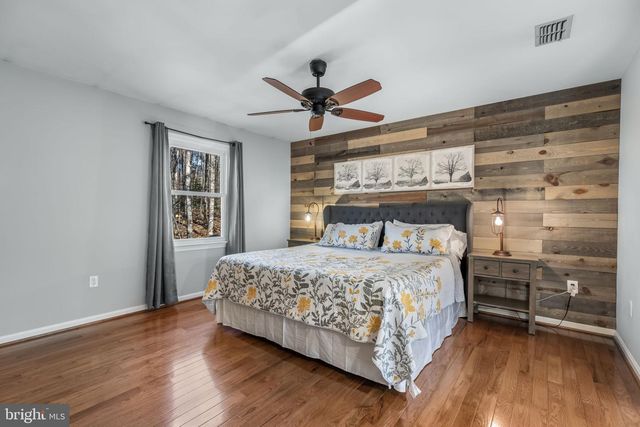 5356 WADE LN, Woodbridge, VA 22192