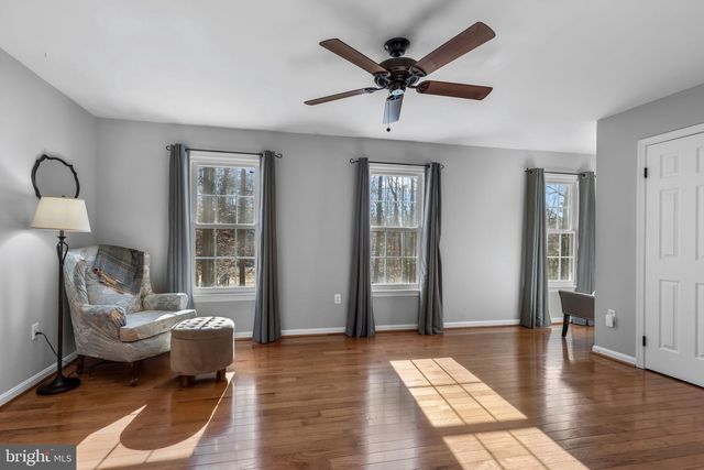 5356 WADE LN, Woodbridge, VA 22192