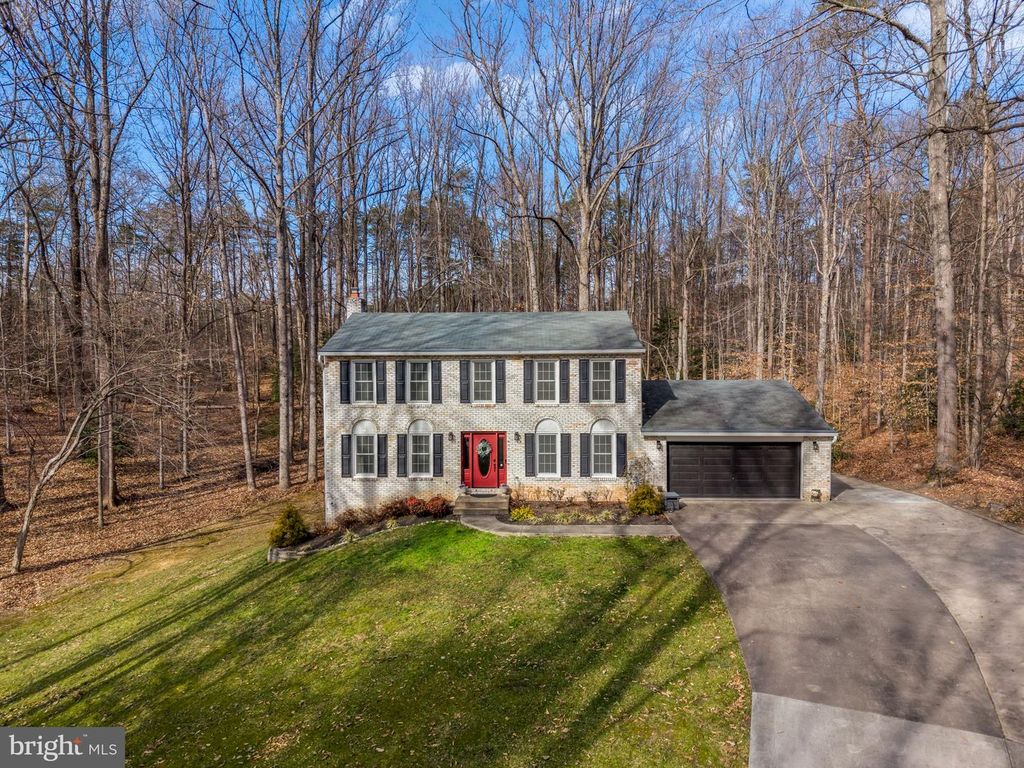 5356 WADE LN, Woodbridge, VA 22192