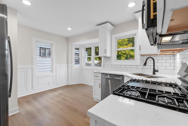 4571 N 39th STREET, Milwaukee, WI 53209