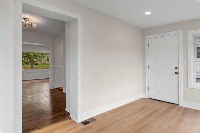 4571 N 39th STREET, Milwaukee, WI 53209