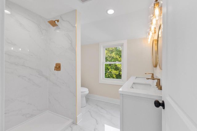 4571 N 39th STREET, Milwaukee, WI 53209