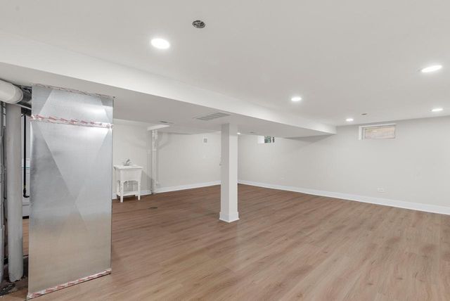 4571 N 39th STREET, Milwaukee, WI 53209