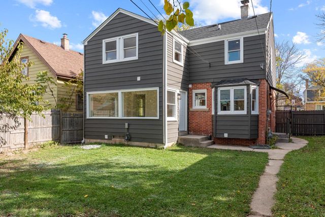 4571 N 39th STREET, Milwaukee, WI 53209