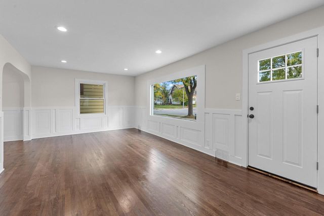 4571 N 39th STREET, Milwaukee, WI 53209