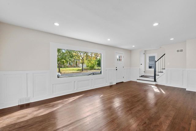 4571 N 39th STREET, Milwaukee, WI 53209