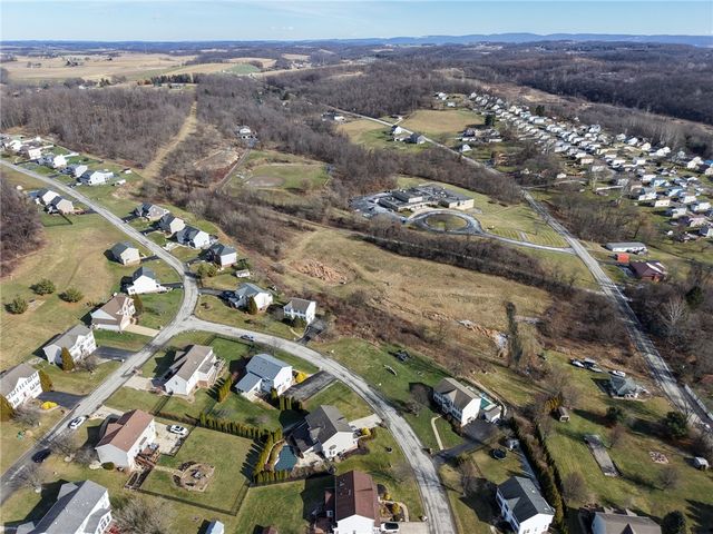 0 Gaelic Dr, Hempfield Twp, PA 15601