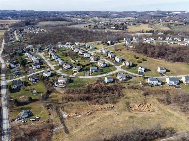 0 Gaelic Dr, Hempfield Twp, PA 15601