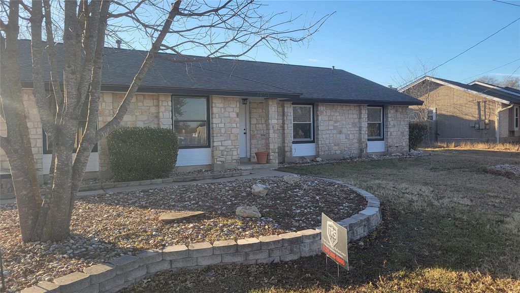 1903 Londonderry DR, Leander, TX 78641