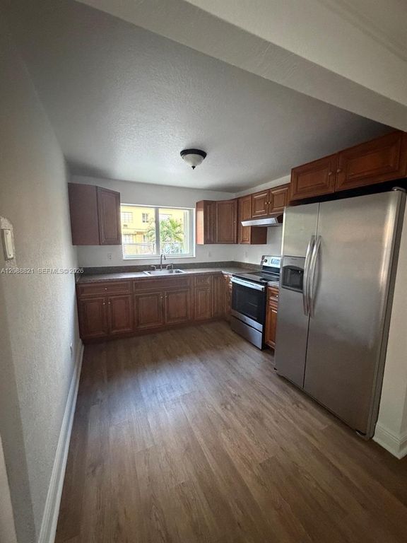 220 NW 7th Avenue 1, Miami, FL 33128