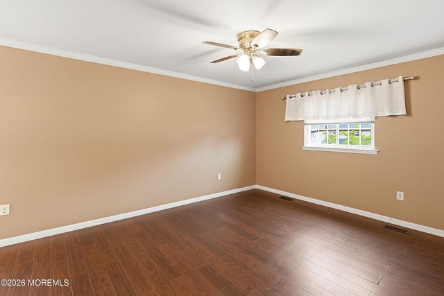42 Fox Drive, Jackson, NJ 08527