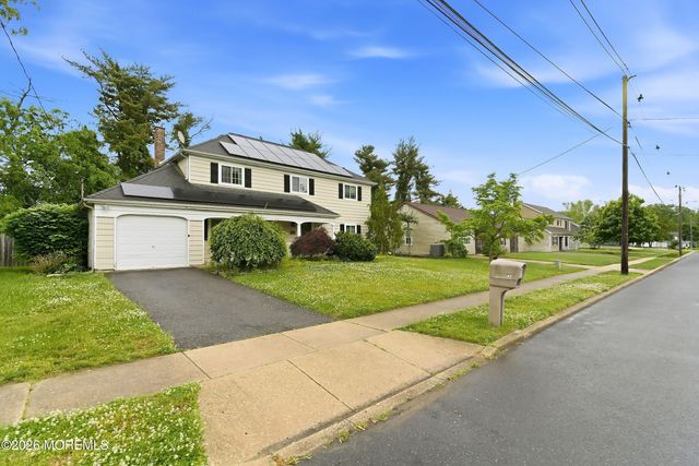 42 Fox Drive, Jackson, NJ 08527