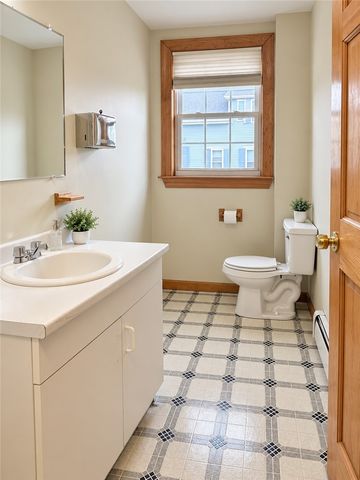 1 Grove Avenue, East Providence, RI 02914