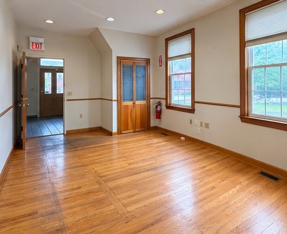 1 Grove Avenue, East Providence, RI 02914