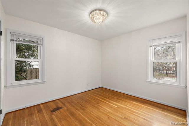 2046 Yorkshire Road, Birmingham, MI 48009