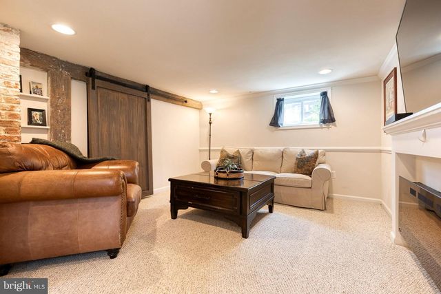 6504 MAPLEWOOD RD, Baltimore, MD 21212