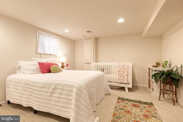 6504 MAPLEWOOD RD, Baltimore, MD 21212