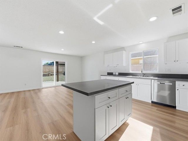 2775 S Buena Vista, Corona, CA 92882