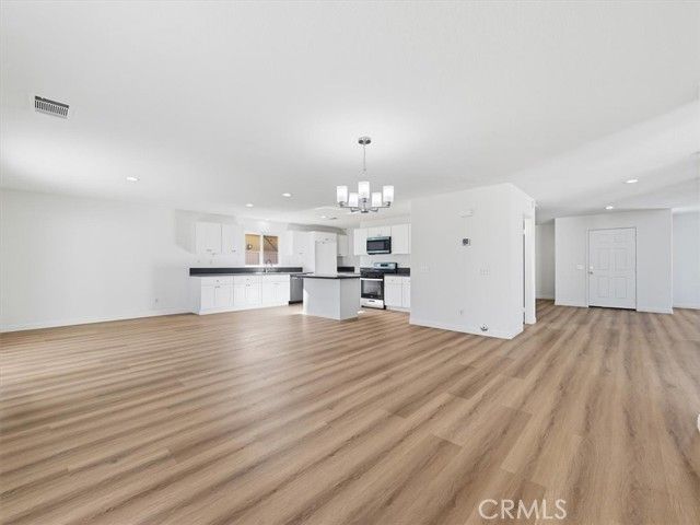 2775 S Buena Vista, Corona, CA 92882