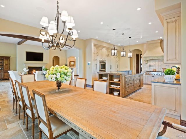 6444 Cottage Ridge Rd, Santa Rosa, CA 95403