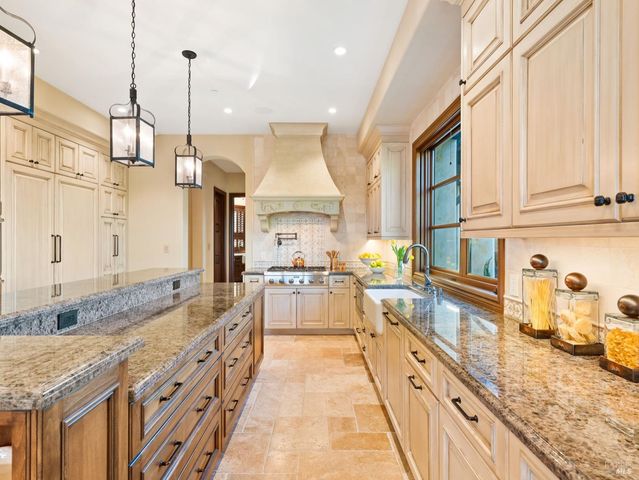 6444 Cottage Ridge Rd, Santa Rosa, CA 95403