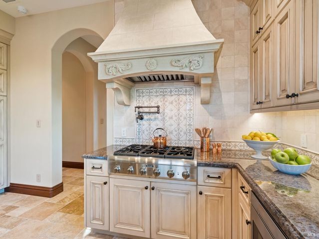 6444 Cottage Ridge Rd, Santa Rosa, CA 95403