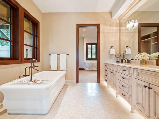 6444 Cottage Ridge Rd, Santa Rosa, CA 95403