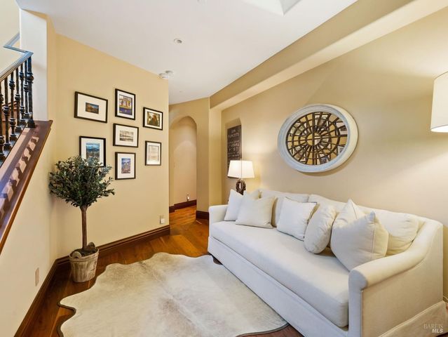 6444 Cottage Ridge Rd, Santa Rosa, CA 95403