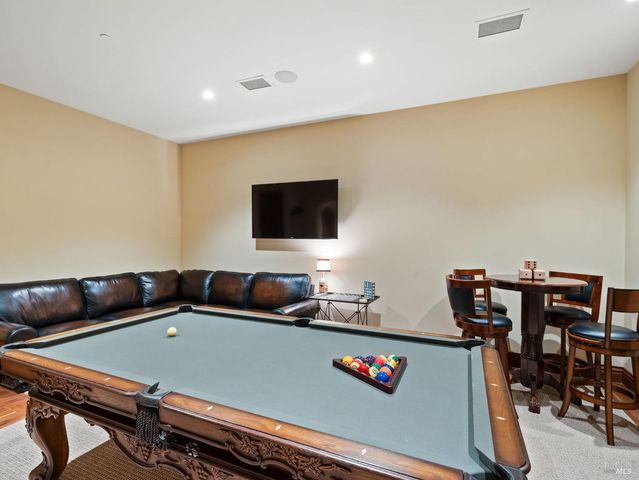 6444 Cottage Ridge Rd, Santa Rosa, CA 95403