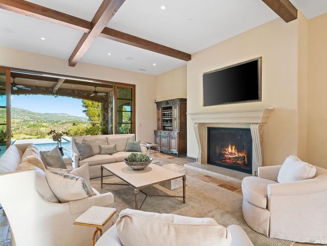 6444 Cottage Ridge Rd, Santa Rosa, CA 95403