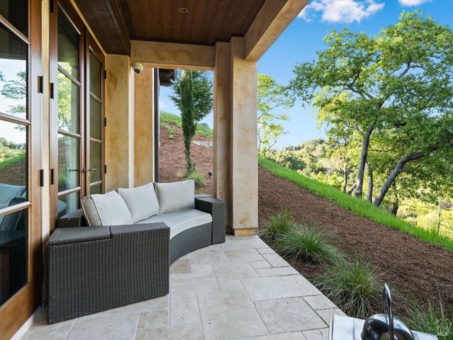 6444 Cottage Ridge Rd, Santa Rosa, CA 95403