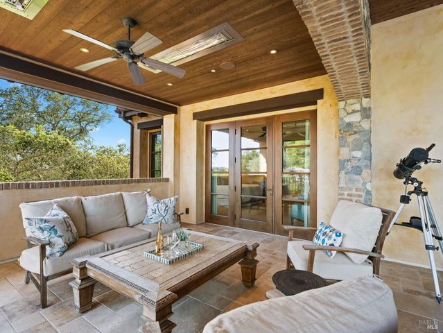 6444 Cottage Ridge Rd, Santa Rosa, CA 95403