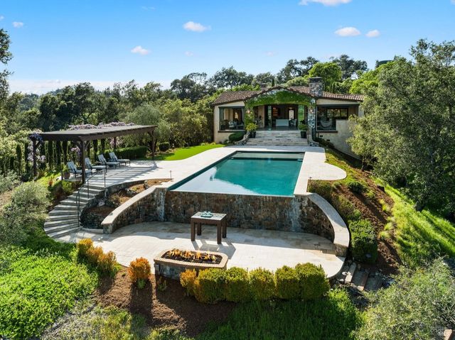 6444 Cottage Ridge Rd, Santa Rosa, CA 95403