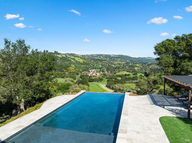 6444 Cottage Ridge Rd, Santa Rosa, CA 95403