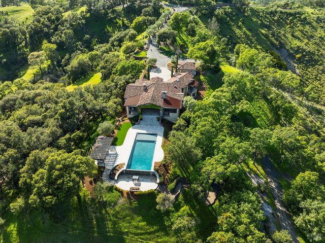 6444 Cottage Ridge Rd, Santa Rosa, CA 95403