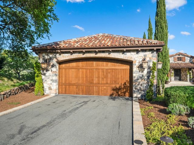 6444 Cottage Ridge Rd, Santa Rosa, CA 95403