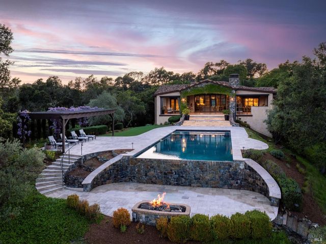 6444 Cottage Ridge Rd, Santa Rosa, CA 95403