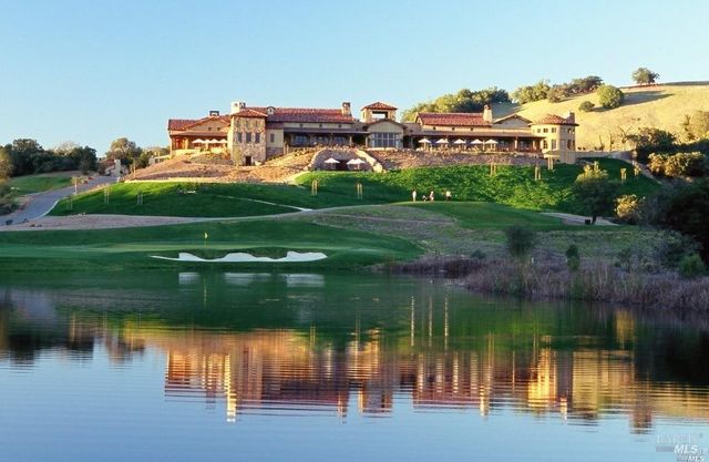 6444 Cottage Ridge Rd, Santa Rosa, CA 95403