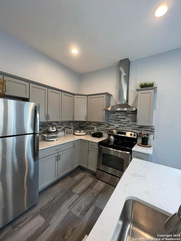 404 S Olive, San Antonio, TX 78203