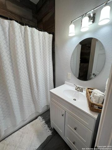 404 S Olive, San Antonio, TX 78203