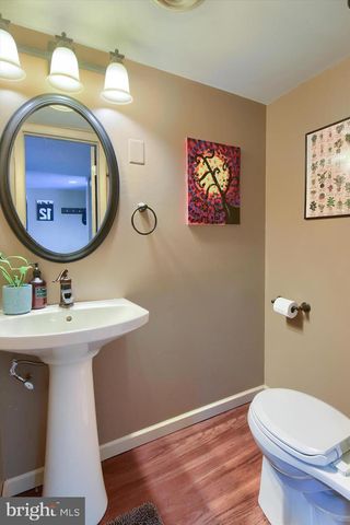 704 CEDAR RIDGE LN, Mechanicsburg, PA 17055
