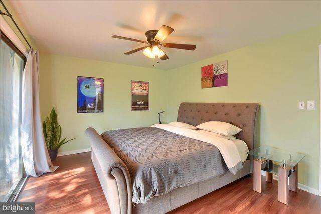 704 CEDAR RIDGE LN, Mechanicsburg, PA 17055
