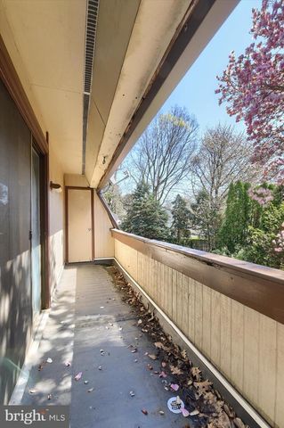 704 CEDAR RIDGE LN, Mechanicsburg, PA 17055